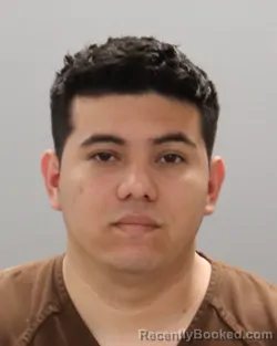 Mugshot of EMMANUEL ALBERTO TORO-NIEBLES