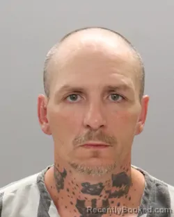 Mugshot of ROBERT JEFFERSON MOORE booked in Knox County, Tennessee on April 22, 2026