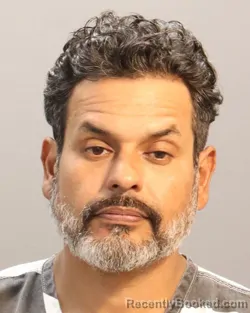 Mugshot of FERNANDO CARRERA