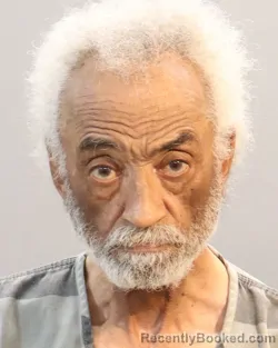 Mugshot of MICHAEL TUCKER booked in Knox County, Tennessee on April 29, 2026