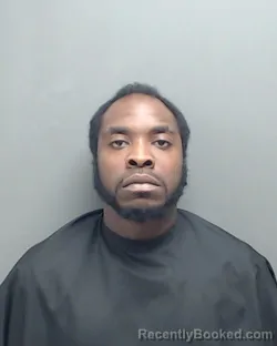 Mugshot of STACEY DAWAYNE DAVIS