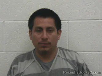 Mugshot of ROBERTO SARMIENTO