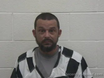 Mugshot of DARREN CRAIG WHALEY booked in Loudon County, Tennessee on April 20, 2026