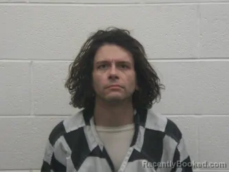 Mugshot of BRANDON JAMES SUTHERLAND booked in Loudon County, Tennessee on April 23, 2026