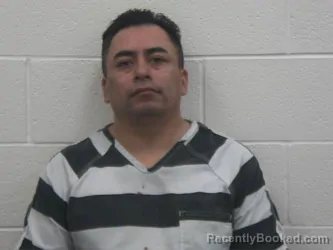Mugshot of EDUARDO BENJAMIN REYES SOSA booked in Loudon County, Tennessee on June 25, 2026
