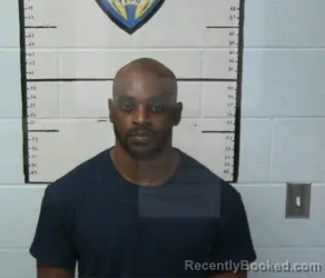 Mugshot of BRYCE T SANDERS