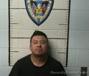 Mugshot of ERICK MISAEL HERNANDEZ booked in Macon County, Tennessee on May 31, 2026