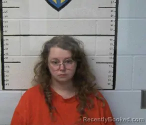 Mugshot of SAMANTHA K SLAYTON booked in Macon County, Tennessee on April 28, 2026