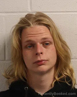 Mugshot of DANIEL CHRISTOPHER PUSSER