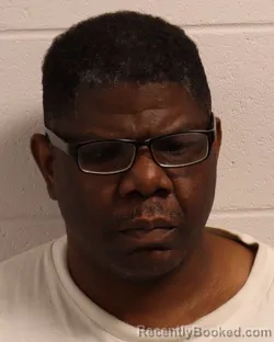 Mugshot of AMBREIA TAVARIS WASHINGTON