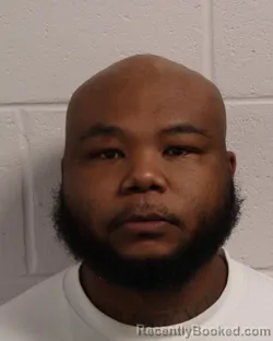 Mugshot of JARQUARIUS DION CARPENTER