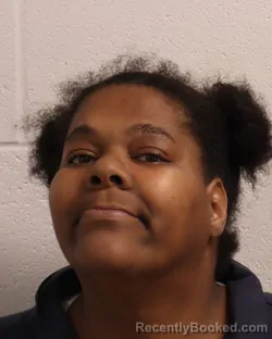 Mugshot of TOMEKA WORTHY