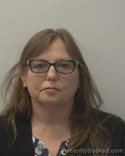 Mugshot of HATTIE WAGGNER