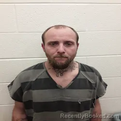 Mugshot of DUSTIN NATHANIEL WALDROP