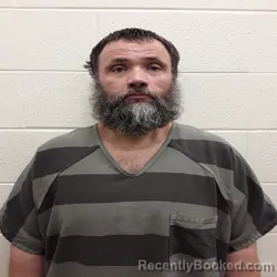 Mugshot of JOHN DUSTIN KIRKLAND booked in Monroe County, Tennessee on April 23, 2026