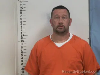 Mugshot of CODY L DAVENPORT