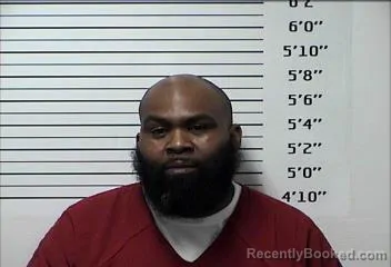 Mugshot of DIAZ LOVELL BENTON