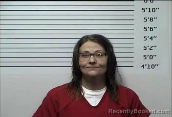 Mugshot of JACALYN MIXON booked in Rhea County, Tennessee on April 21, 2026