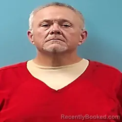 Mugshot of MICHAEL DWAYNE JONES booked in Roane County, Tennessee on May 22, 2026