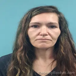 Mugshot of JULIA GRACE HUX