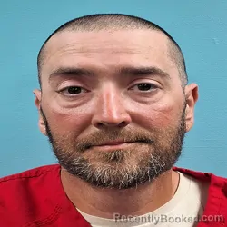 Mugshot of AARON SCOTT ROBINSON booked in Roane County, Tennessee on April 23, 2026