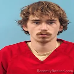 Mugshot of JORDAN TREVON DAVIDSON booked in Roane County, Tennessee on April 24, 2026