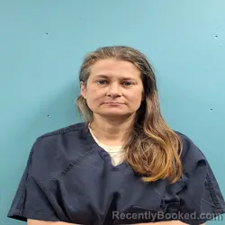 Mugshot of JESSICA FAYE CHASE booked in Roane County, Tennessee on May 14, 2026