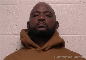 Mugshot of Mardricus Tramaine Blakemore booked in Robertson County, Tennessee on May 3, 2026