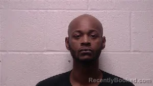 Mugshot of Tramaine Dontez Dowlen booked in Robertson County, Tennessee on April 22, 2026