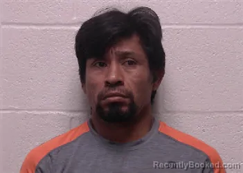 Mugshot of Eduardo Ismael Escalante Vallecillo booked in Robertson County, Tennessee on August 4, 2026