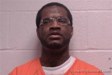 Mugshot of Quinland Potezz Foxx booked in Robertson County, Tennessee on July 29, 2026