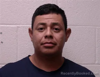Mugshot of Cristhian Samuel Reyes-Cruz booked in Robertson County, Tennessee on October 19, 2026