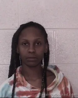 Mugshot of SHANIAH ARIELLE NASHE