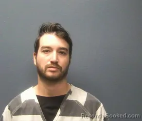 Mugshot of RAYMOND LOPEZ