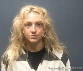 Mugshot of CHLOE BRIANNEE HAYES