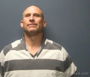 Mugshot of JAMES CURTIS DUMOND