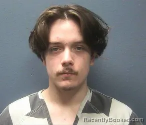 Mugshot of ASHTON WAYNE KOAH