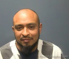 Mugshot of MAURICIO VALDEZ-MARTINEZ
