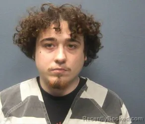 Mugshot of KRISTIAN J RIVERA