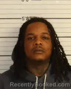 Mugshot of DEKEIVYON L HUGGINS