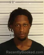 Mugshot of QUINTAVIUS D EVERHART