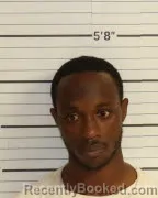 Mugshot of DE'QUINTIS WEAVER