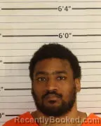 Mugshot of TAQUAN D ESKRIDGE