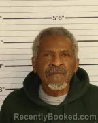 Mugshot of ROBERT E FREEMAN
