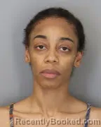 Mugshot of KIANNA A LURRY