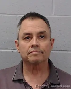 Mugshot of Cesar Flores Alvarez