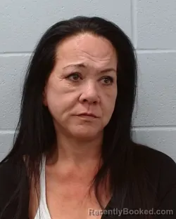 Mugshot of Tracey Kathline Hemp