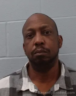 Mugshot of Maynard Radale Flowers