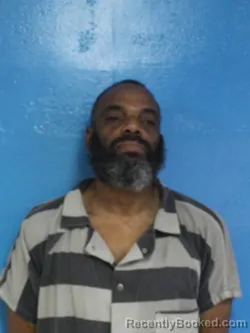 Mugshot of SEAN TARNCE WHITE booked in Sullivan County, Tennessee on April 18, 2026