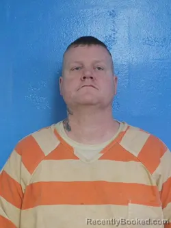 Mugshot of BENJAMIN DARBY ALTIZER